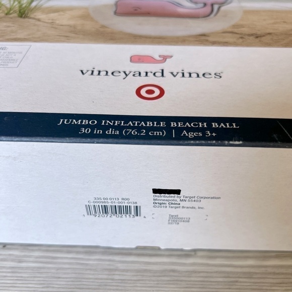 VINEYARD VINES jumbo inflatable beach ball 30" NIB - Picture 5 of 12
